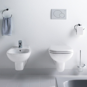 D-Code vägghängd toalett och bidé varumärket Duravit.