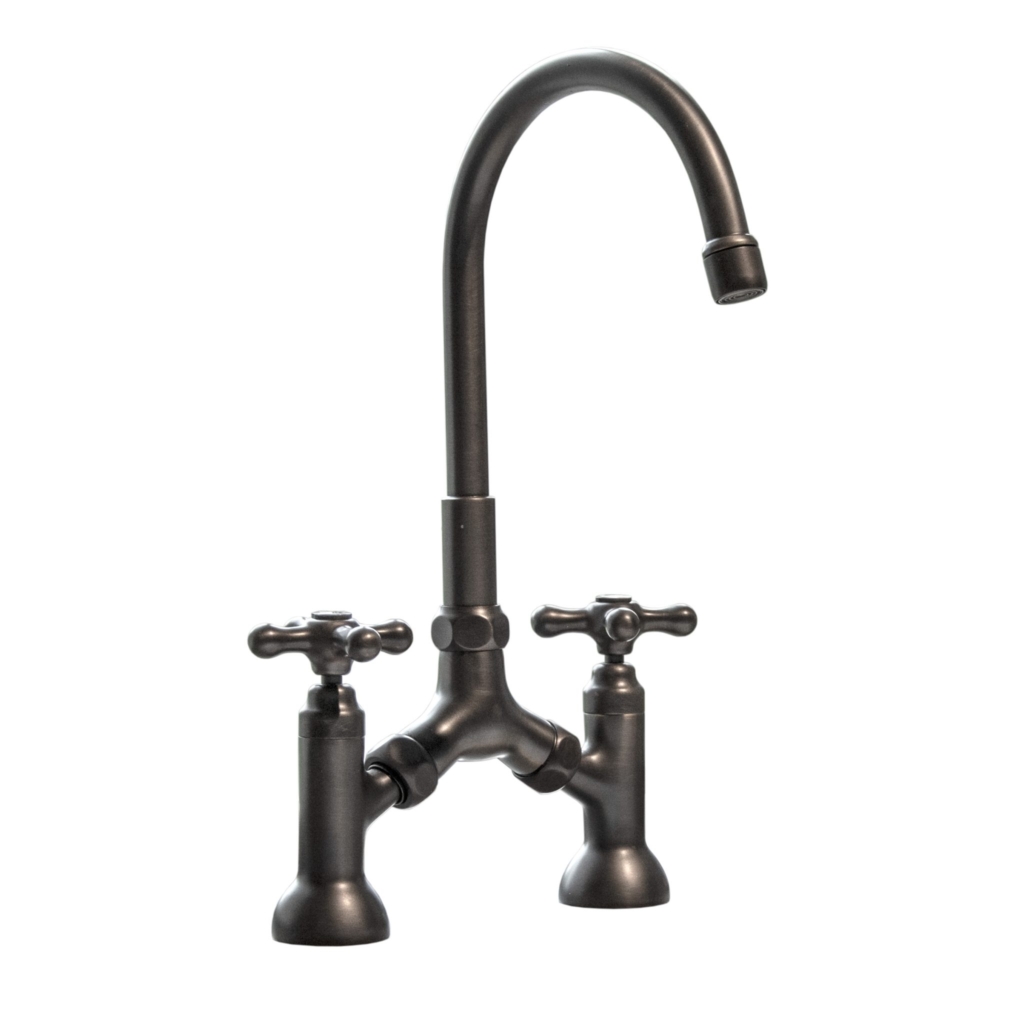 Roma köksblandare i en lantlig och klassisk stil.