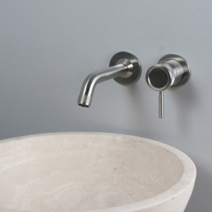 Nera väggblandare från LH.