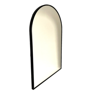 Fashion spegel med oval ovankant.